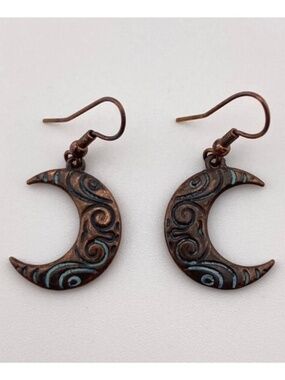 (8) Patina Crescent Moon Earrings